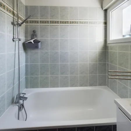 Apartment -indigo-t3 Avec Balcon Et 2 Places De Parking *