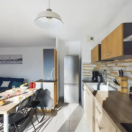 Apartment -indigo-t3 Avec Balcon Et 2 Places De Parking *